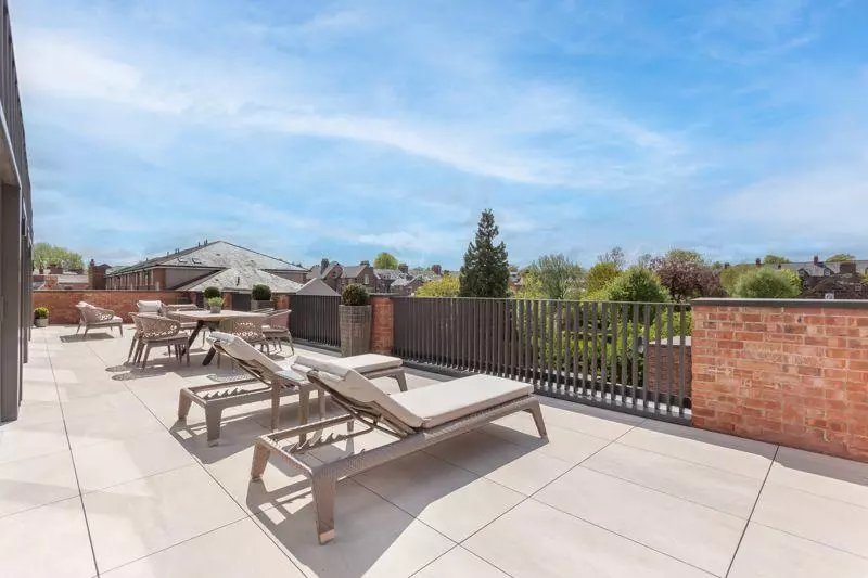 West Mews wraparound roof terrace